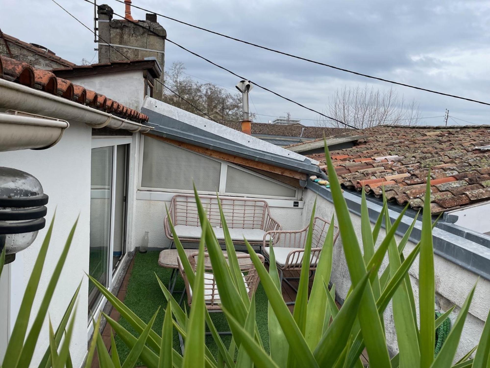 Logement Familial Etage Privatif Apartment Bordeaux Luaran gambar